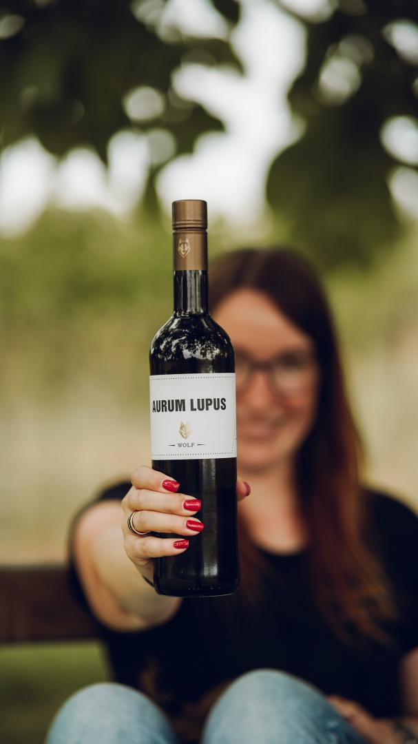 Großansicht 2023 AURUM LUPUS RIESLING, Deutscher Prädikatswein, Auslese, 0,75l, Godramsteiner Münzberg