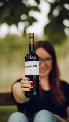 Bild von 2023 AURUM LUPUS RIESLING, Deutscher Prädikatswein, Auslese, 0,75l, Godramsteiner Münzberg